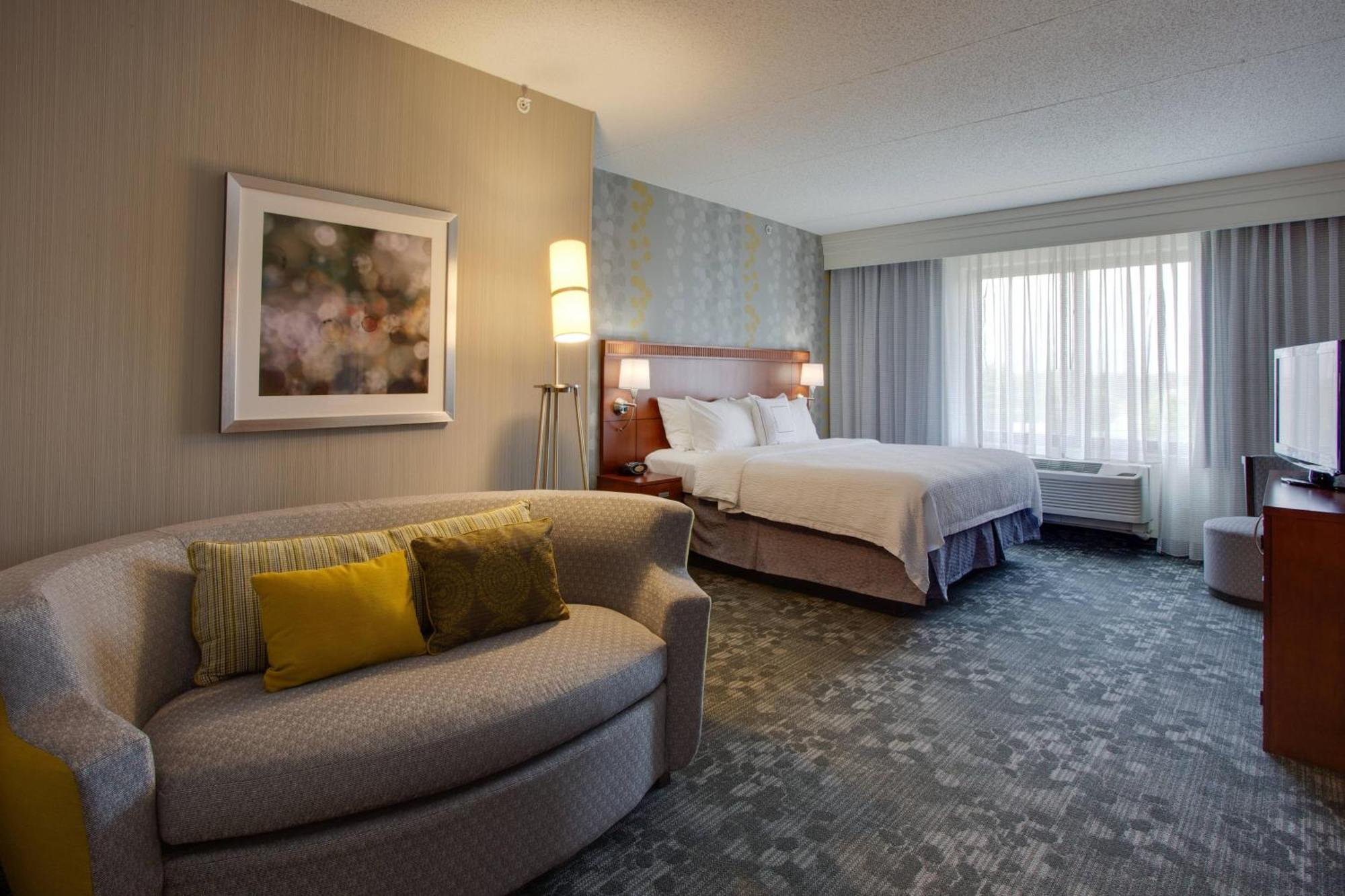 Courtyard Republic Airport Long Island/Farmingdale Otel Dış mekan fotoğraf