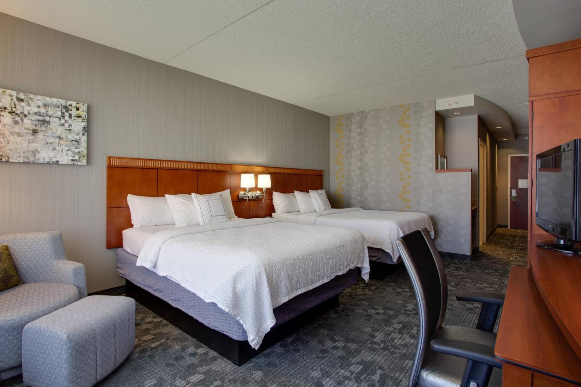 Courtyard Republic Airport Long Island/Farmingdale Otel Dış mekan fotoğraf
